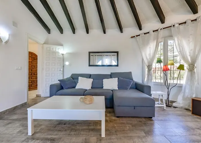 Mary Gump Вилла *